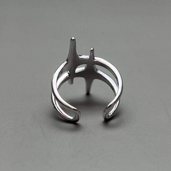 Y2K Vintage Silver Star Ring Adjustable Size 8 2000s Jewelry Unisex Fit - Picture 3 of 4